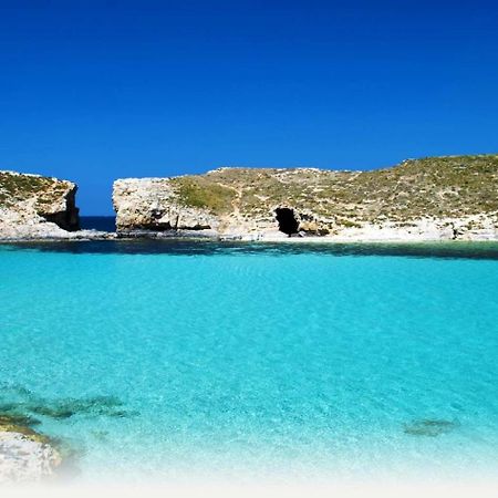 Splendid Seaside Retreat On Spinola Bay Apartment Saint Julian's Екстериор снимка