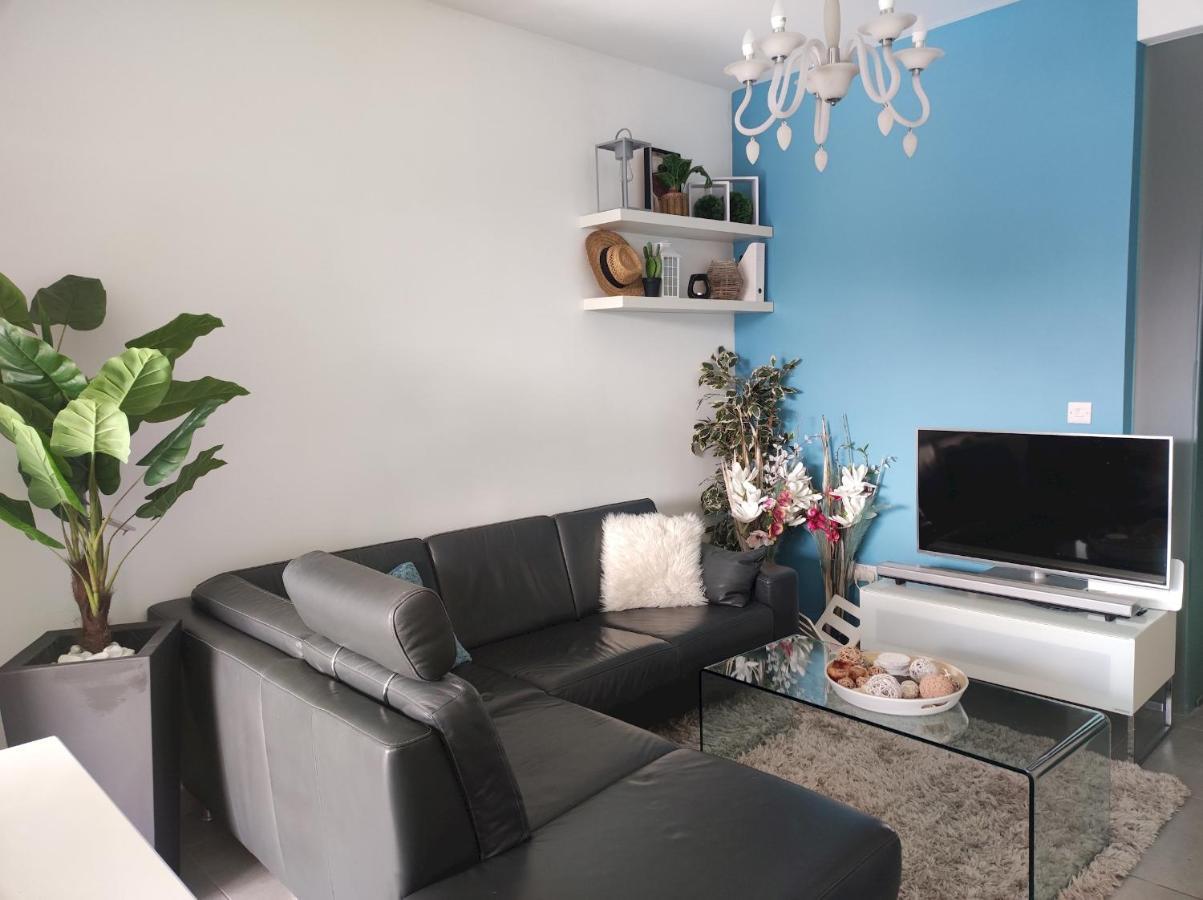 Splendid Seaside Retreat On Spinola Bay Apartment Saint Julian's Екстериор снимка